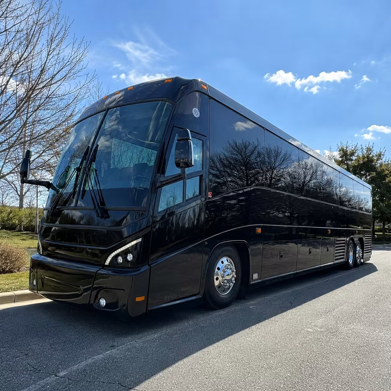 how to rent military shuttle buses in warner robins online