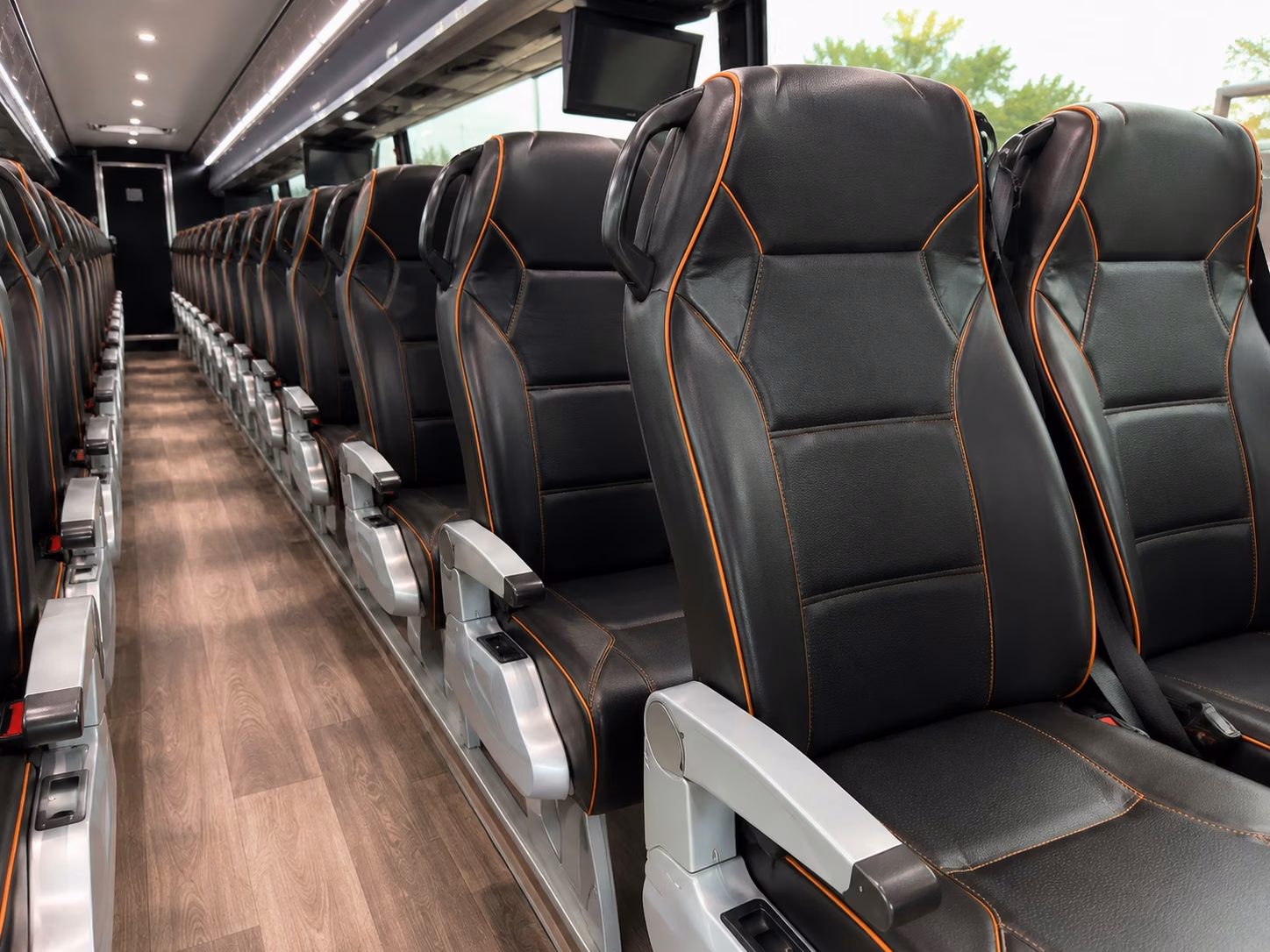 warner robins charter buses for large weddings and multiple venues