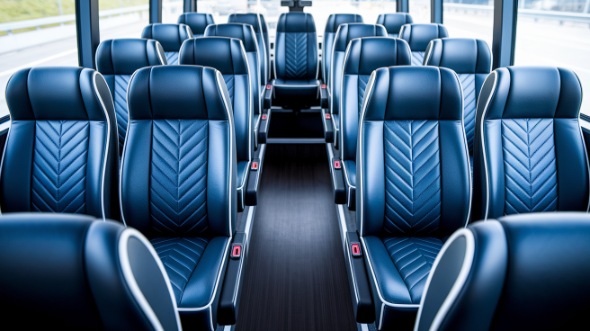 warner robins 18 passenger minibus rental